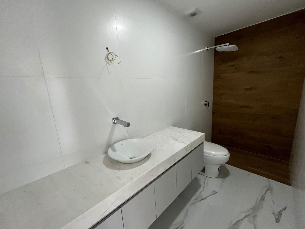 Se Vende Departamento con Espectacular Vista en Via a La Costa Guayaquil, Guayas — imagen 8