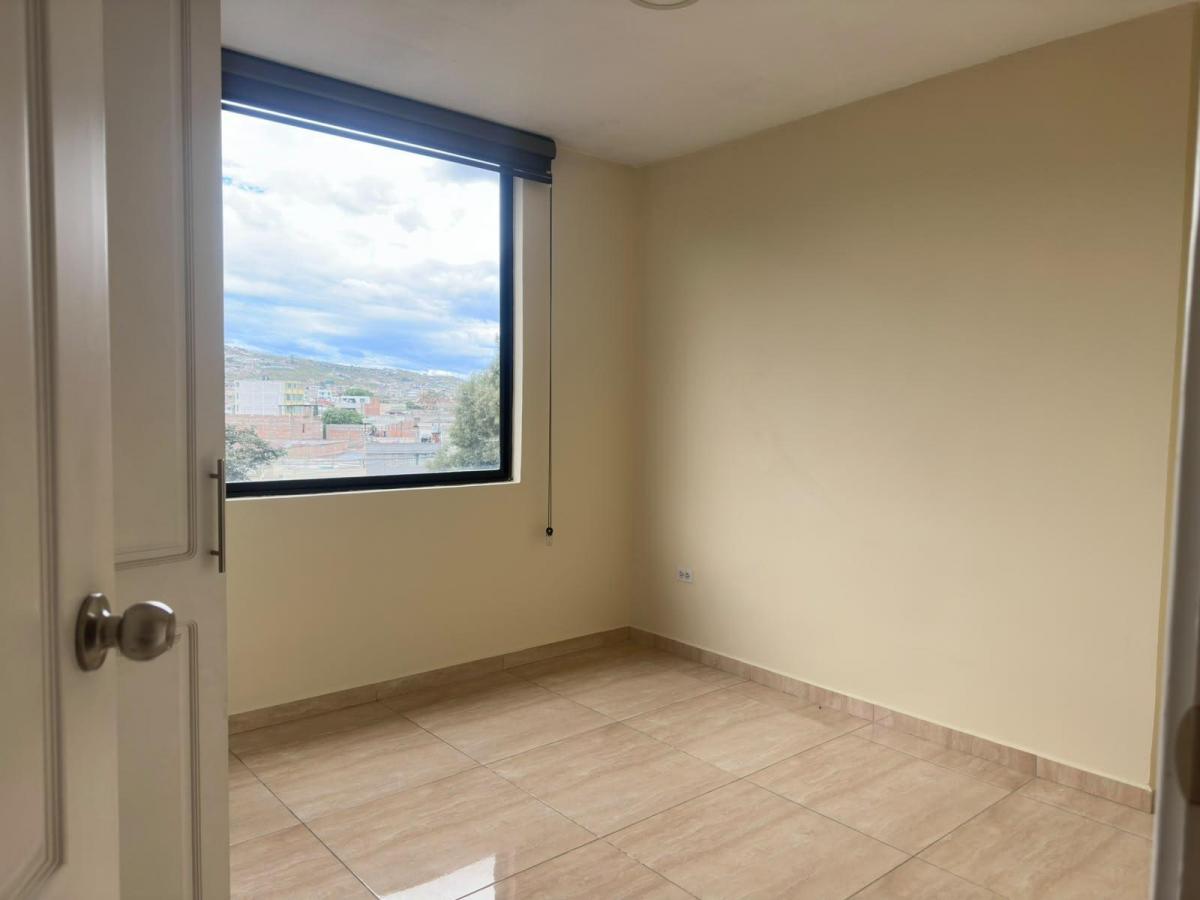 Departamento en Ibarra, Imbabura — imagen 2