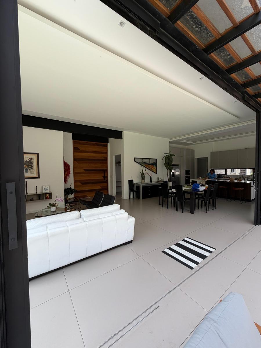 Casa en Venta en Pillagua | Diseño Funcional y Seguridad en Urbanización Privada — imagen 8