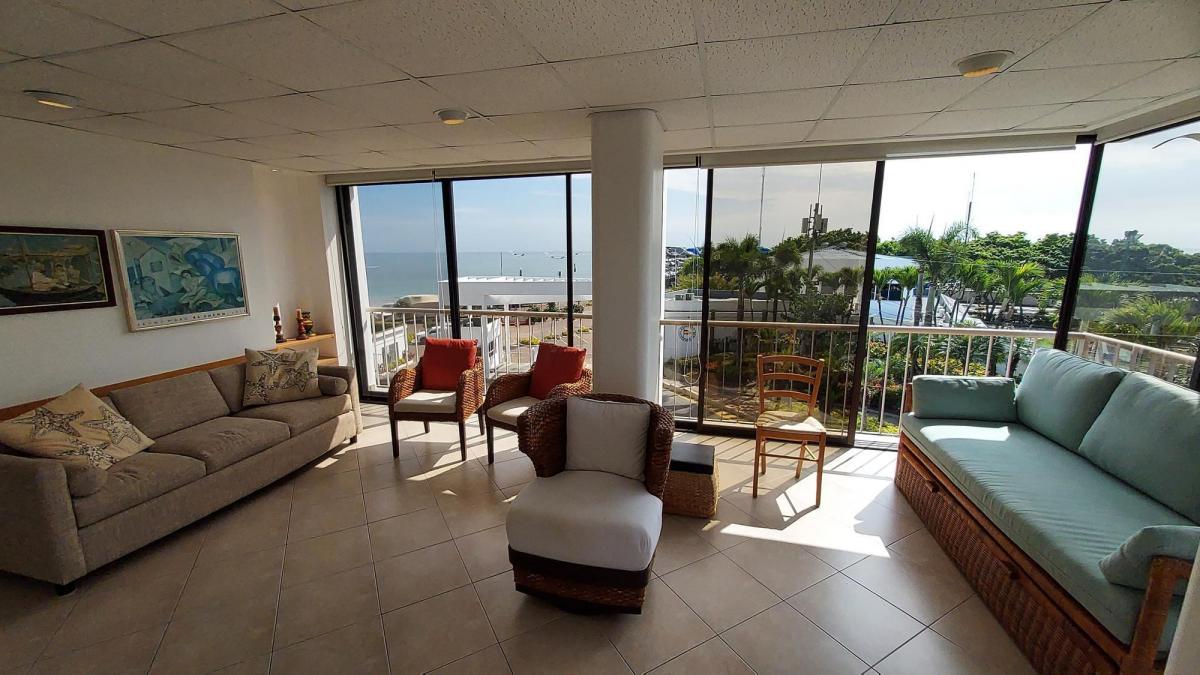 Vendo Departamento Frente Al Mar en Chipipe Salinas Ecuador — imagen 9