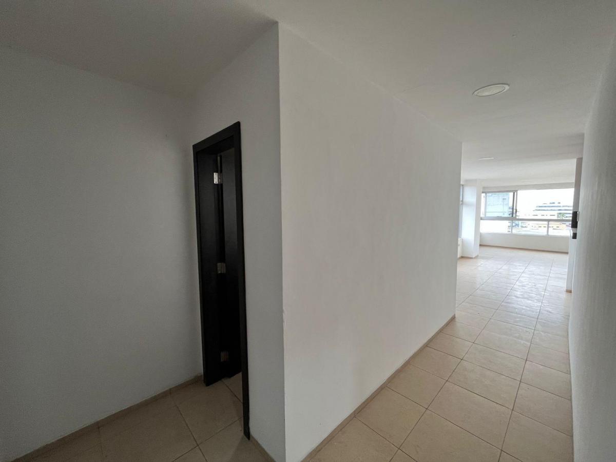 Vendo Departamento con Vista Paronamica en Kennedy Norte Guayaquil, Guayas — imagen 4