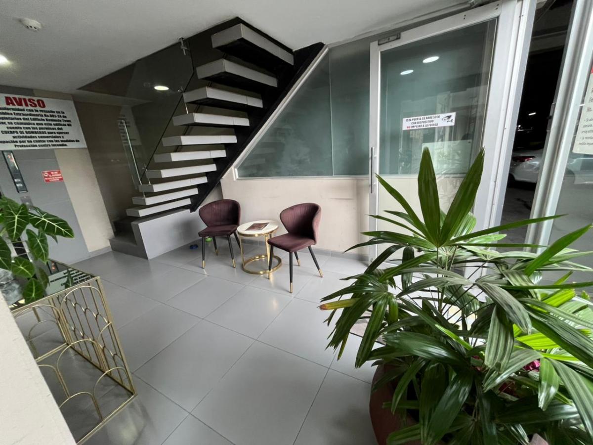 Vendo Departamento con Vista Paronamica en Kennedy Norte Guayaquil, Guayas — imagen 3