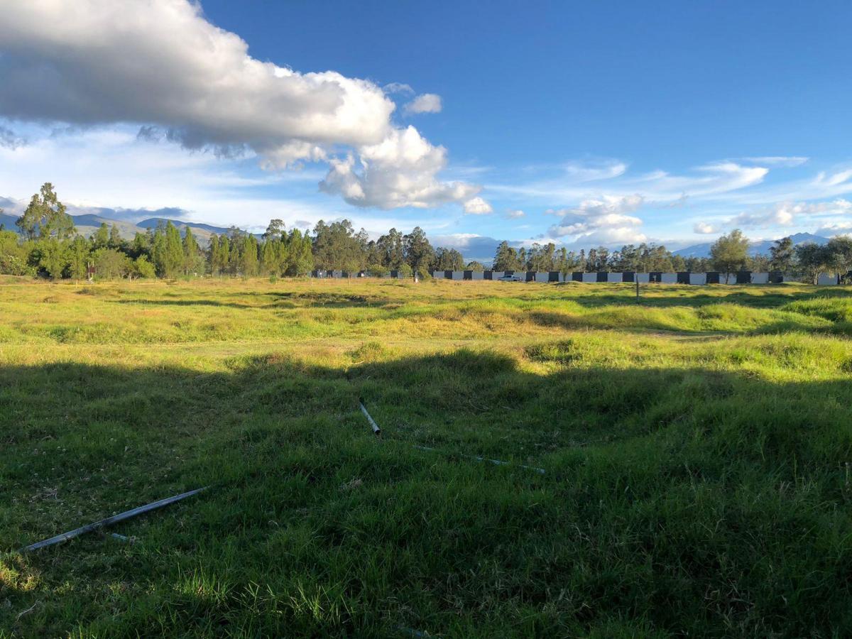 Terrenos en Puembo - Pifo con Vista Espectacular a Quito y Volacanes — imagen 9