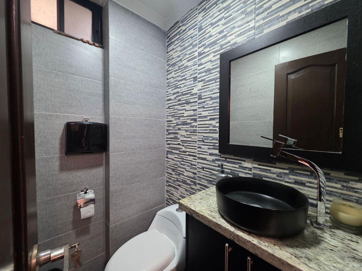 Casa en Venta La Garzota - K. Lugo, Guayas — imagen 4