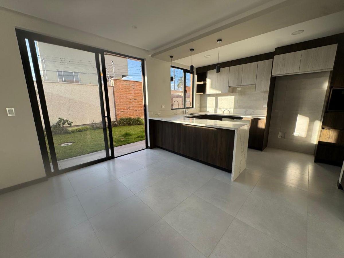 Oportunidad. casa con 249 m² y 3 Habitaciones en Venta en Puembo — imagen 10