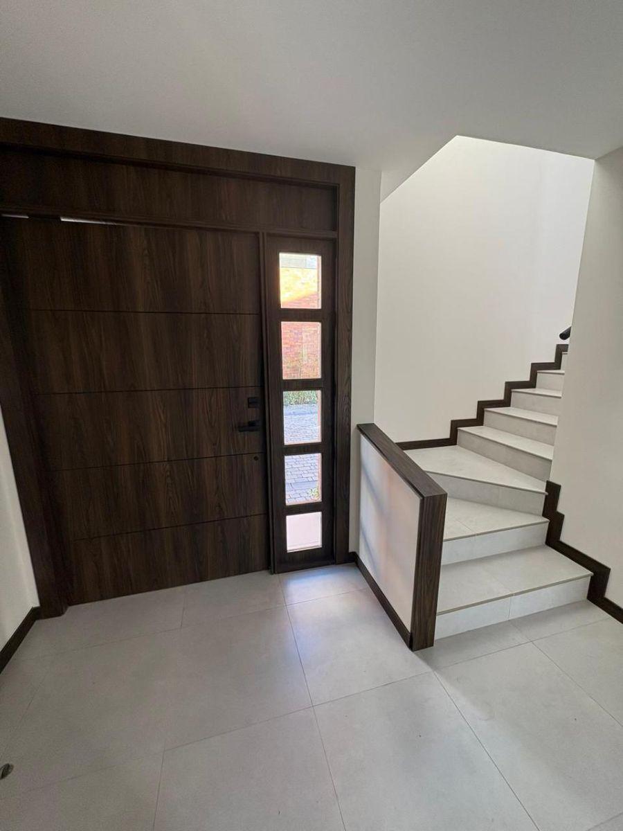 Oportunidad. casa con 249 m² y 3 Habitaciones en Venta en Puembo — imagen 7