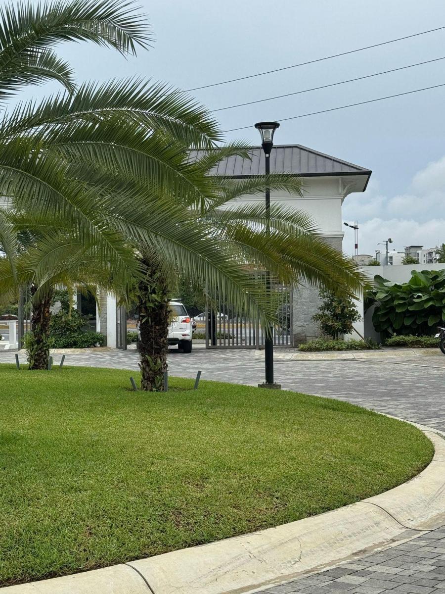 River Park Estrene Departamento Medianero, Guayas — imagen 8