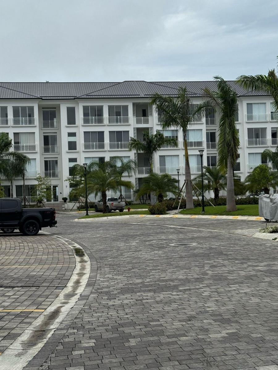 River Park Estrene Departamento Medianero, Guayas — imagen 6