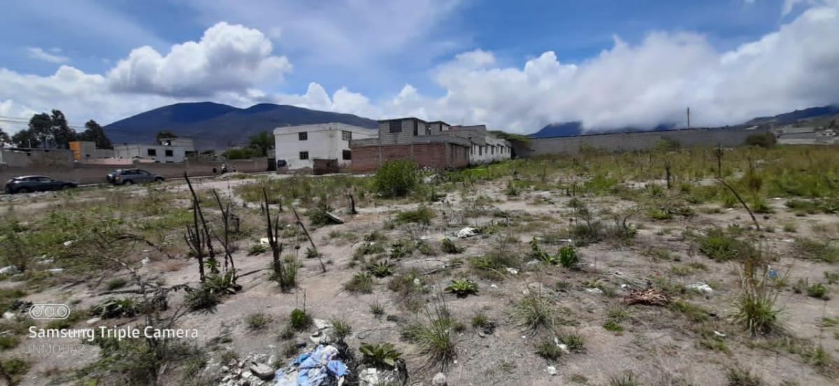 Vendo Terreno en Quito en La Mitad del Mundo — imagen 2