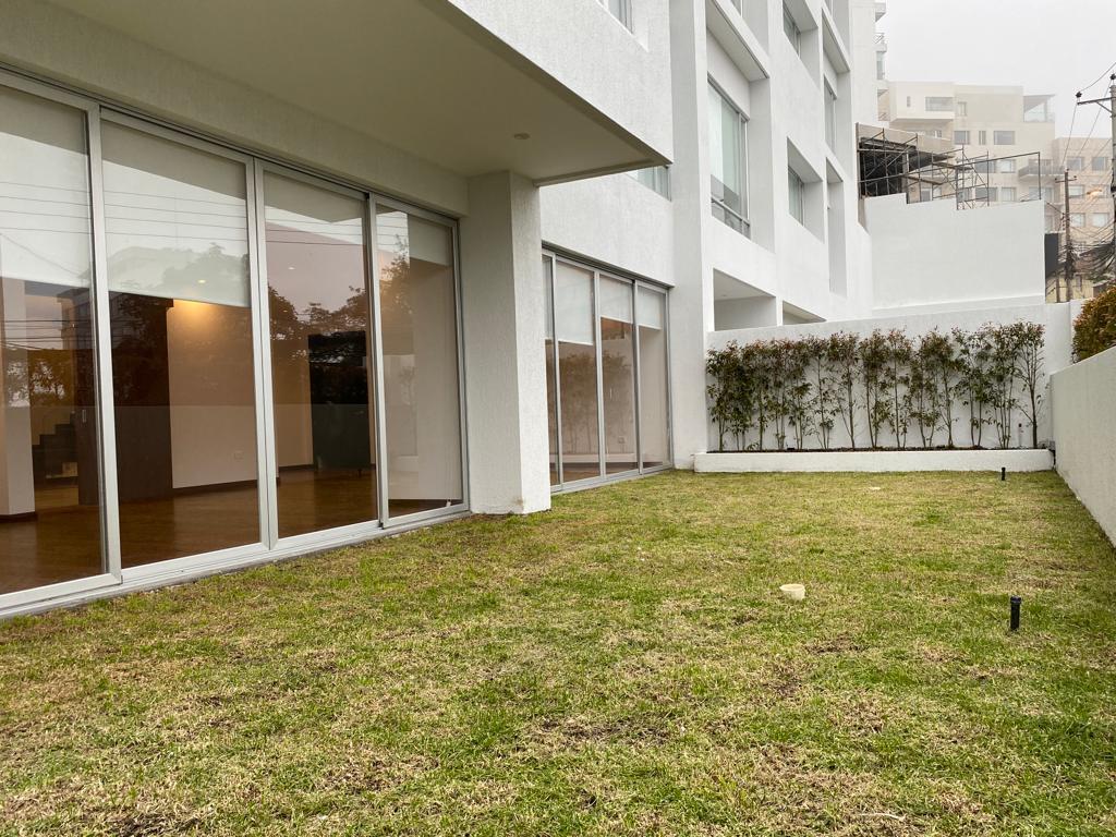 Renta $3.153 Dúplex de Lujo 331 m² a Estrenar con 4 Parq. Sector González Suárez — imagen 10