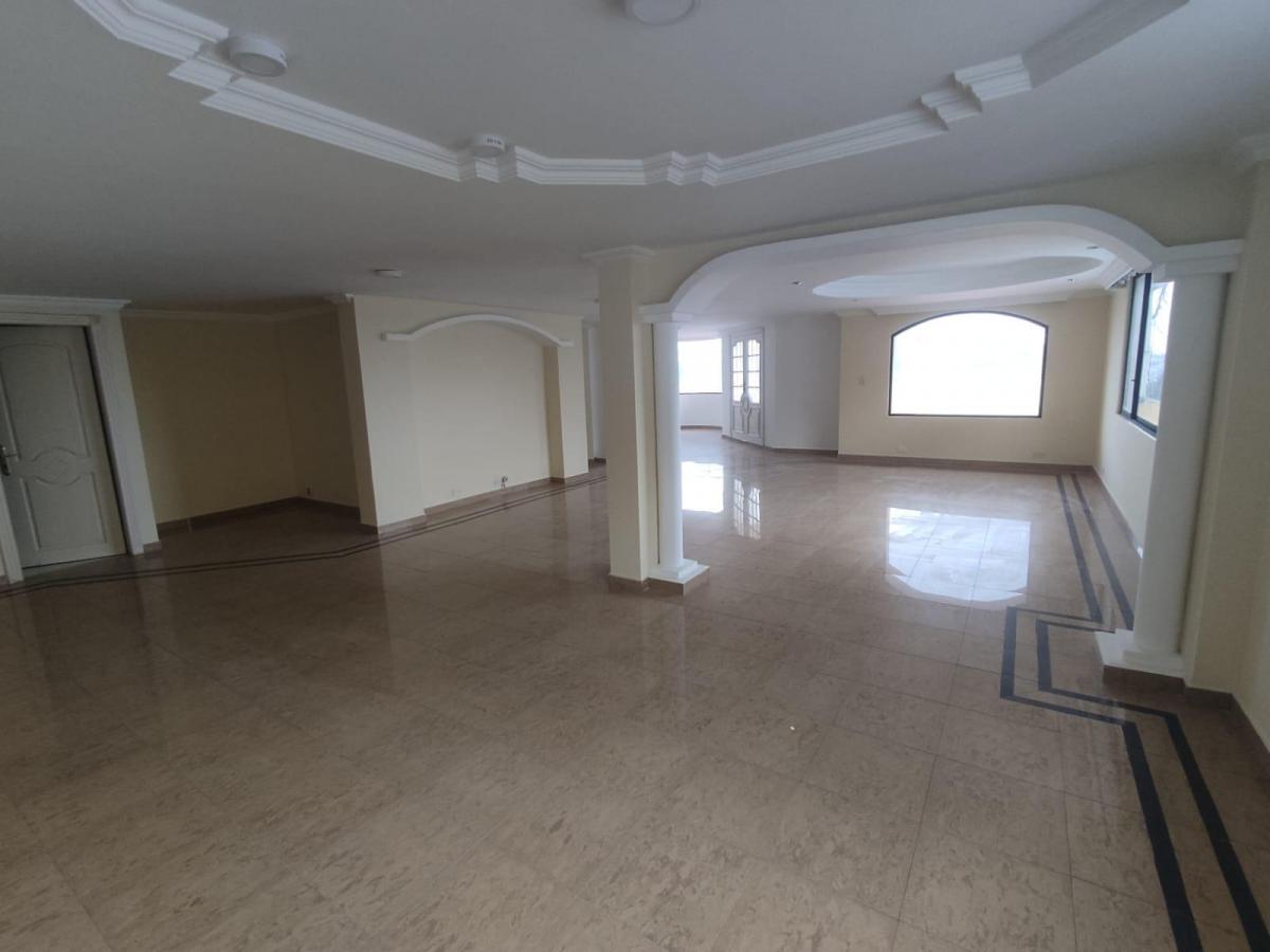C/ Iñaquito Alto, Penthouse de 600 m² en Venta, Sector Univ. de Los Hemisferios — imagen 9
