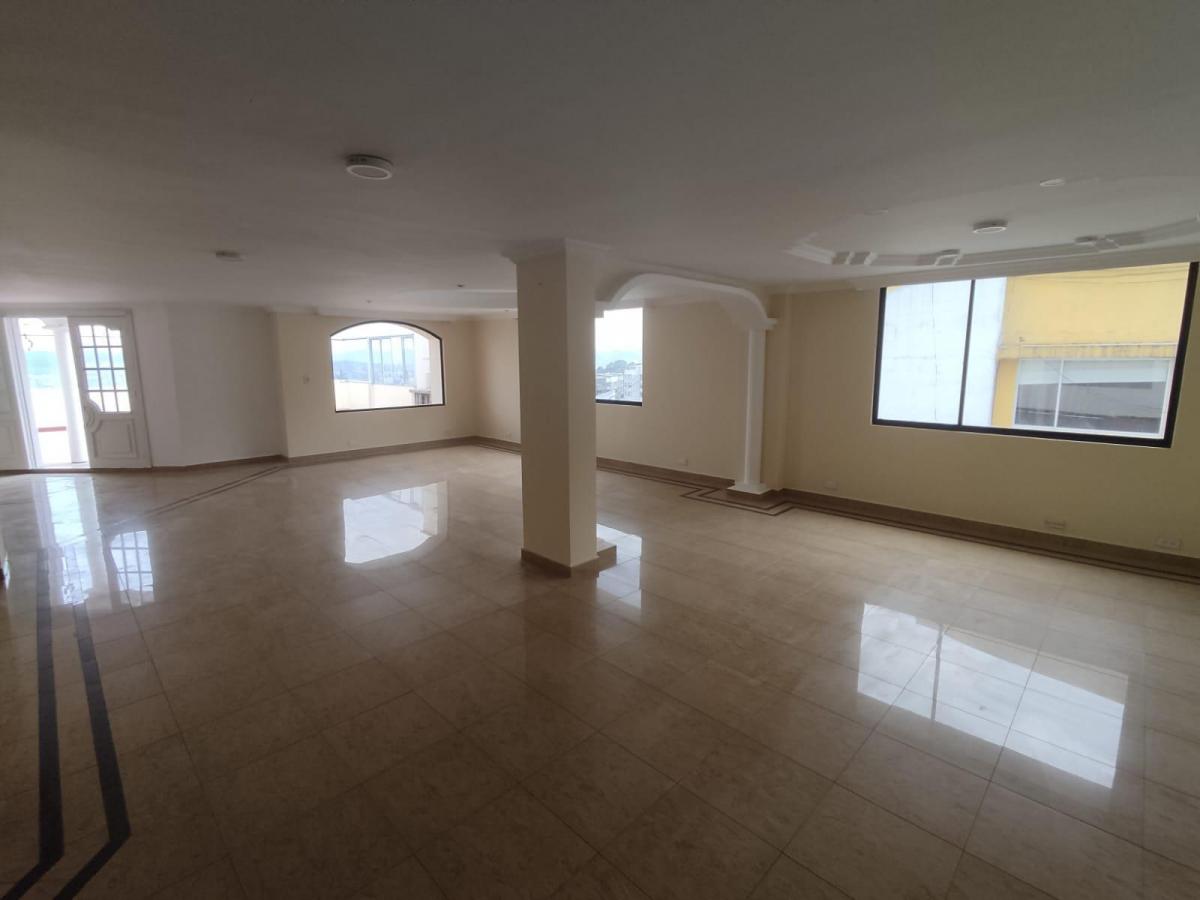 C/ Iñaquito Alto, Penthouse de 600 m² en Venta, Sector Univ. de Los Hemisferios — imagen 6