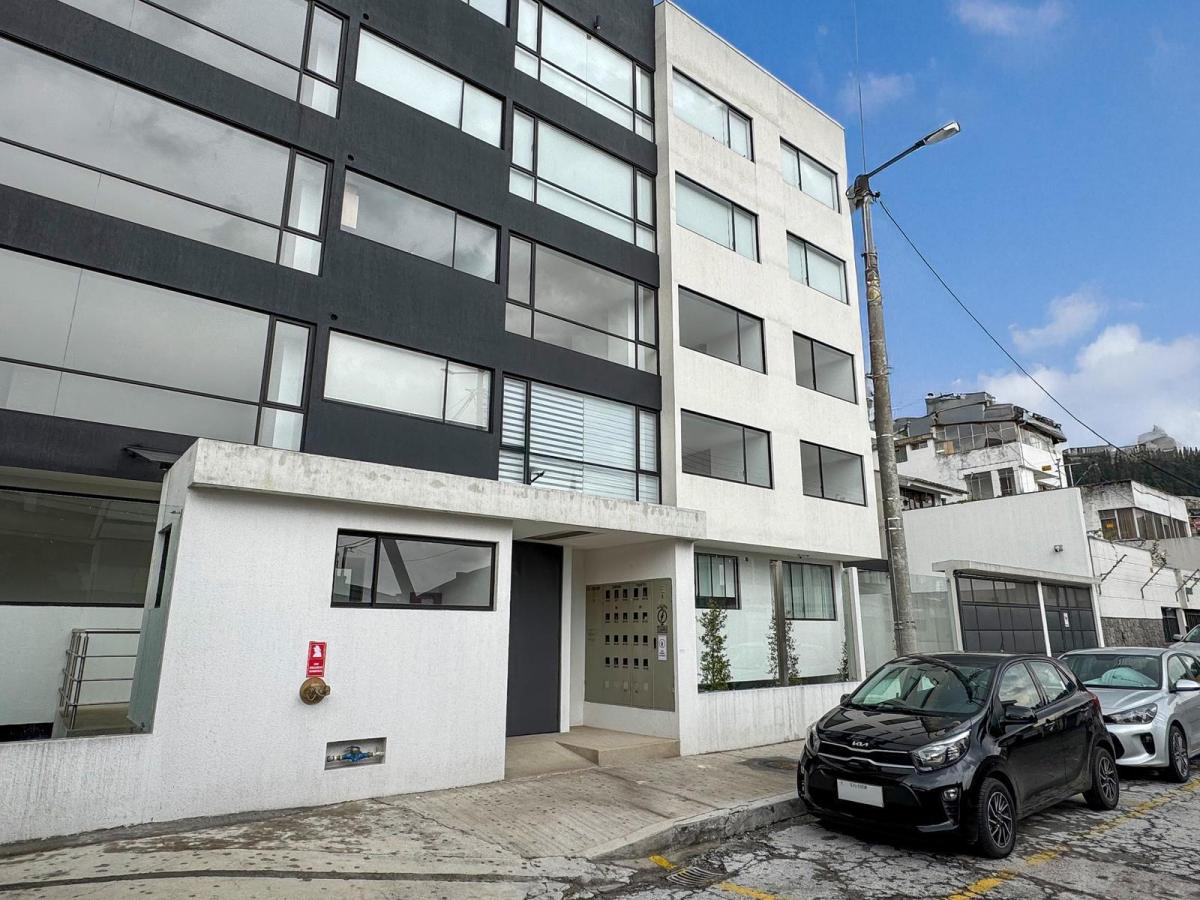 Venta Hermoso Departamento Tres Dorm. con Patio (Granda Centeno) — imagen 8