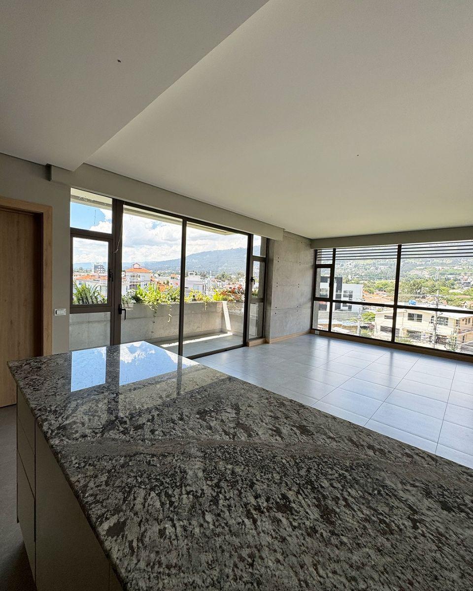 Preciosa Suite de Venta con Jardin en La Primavera — imagen 2