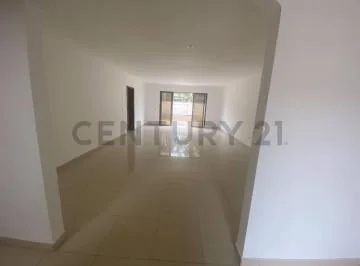 Venta de Casa de Cuatro Dorm. en Estancias del Rio, Samborondon, B. Nun, Guayas — imagen 2