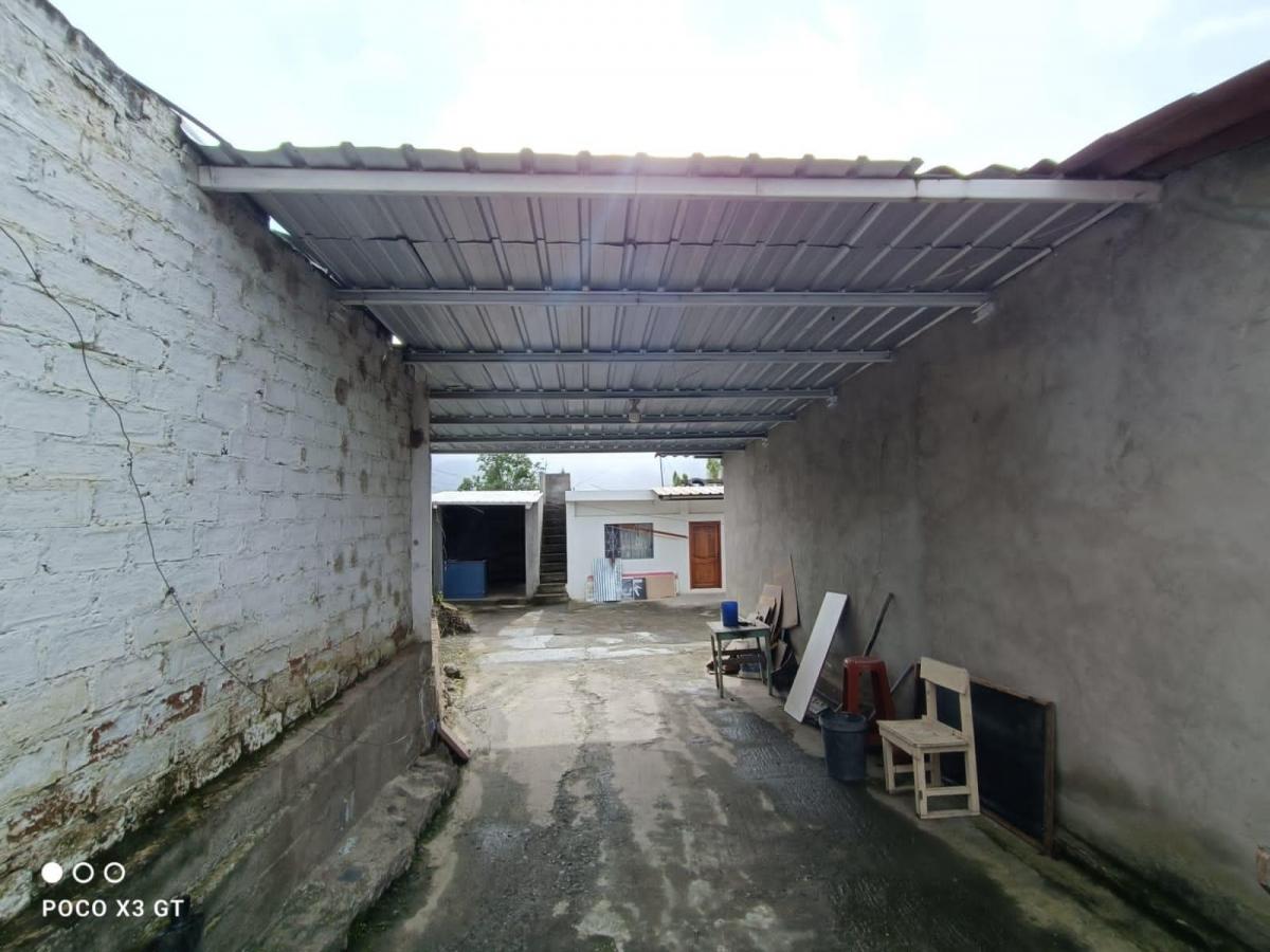 Venta Casa Mas Departamento y Suite con Amplio Terreno Carigan Loja Las Gaviotas — imagen 7