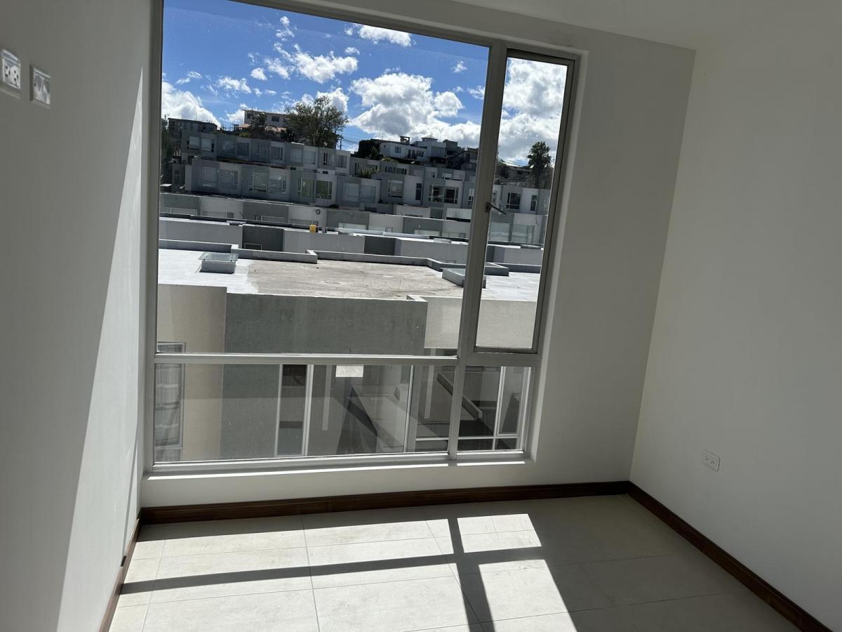 Departamento por Estrenar Sector Tumbaco — imagen 8