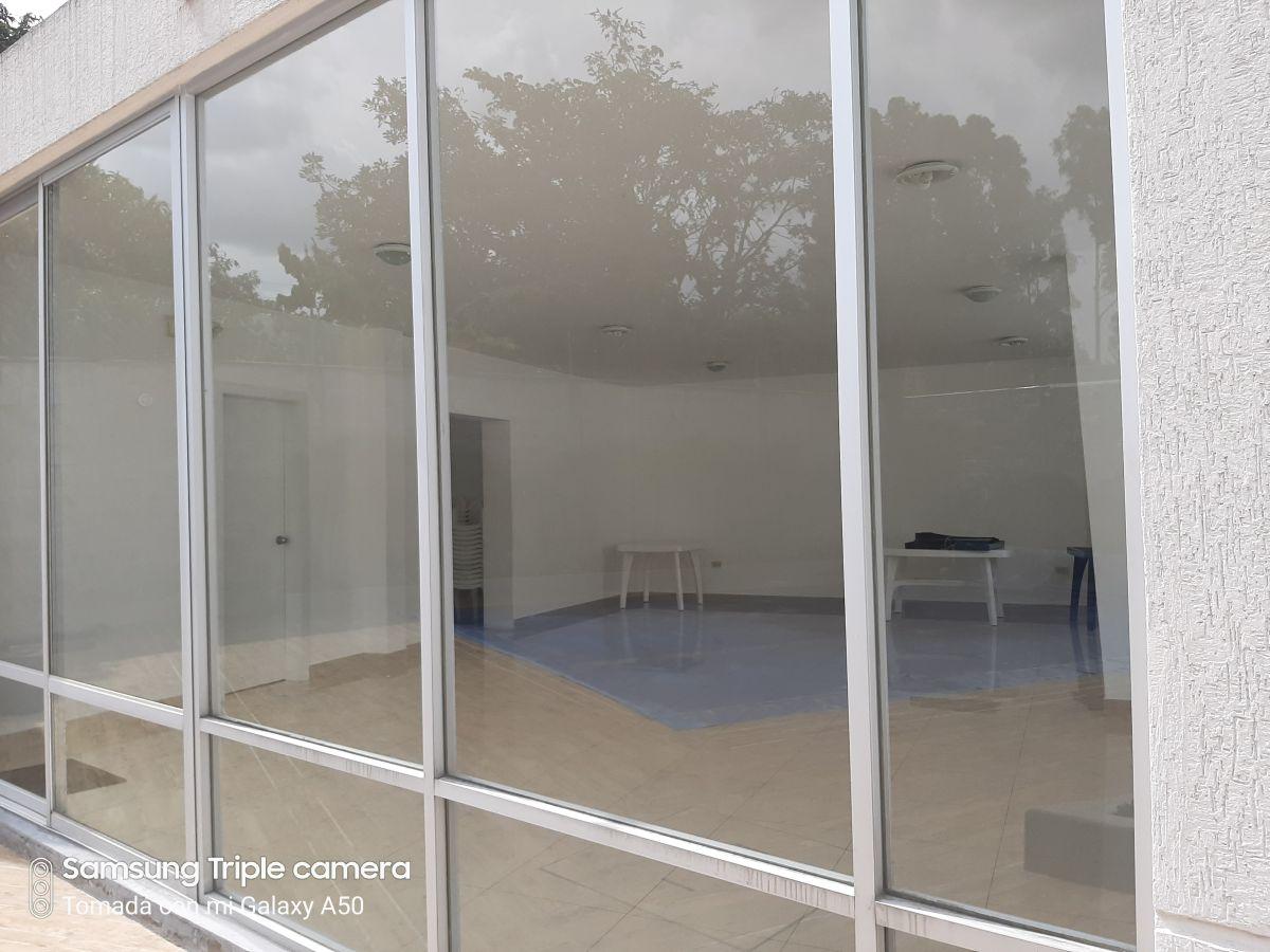 Cerca Al Supermaxi - Coral Hermosa Casa 3 Dorm. con Baños — imagen 7