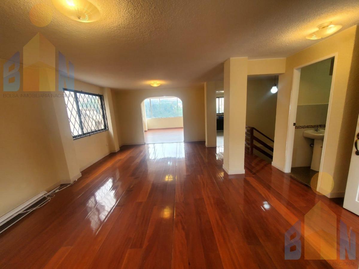 Amplio Departamento Duplex en Venta en Mojas Sector Valle de Los Chillos — imagen 10