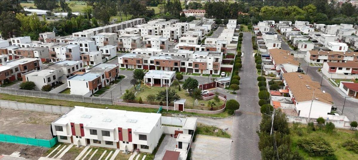Casa en Venta Dean Bajo Conocoto 147 m² — imagen 8