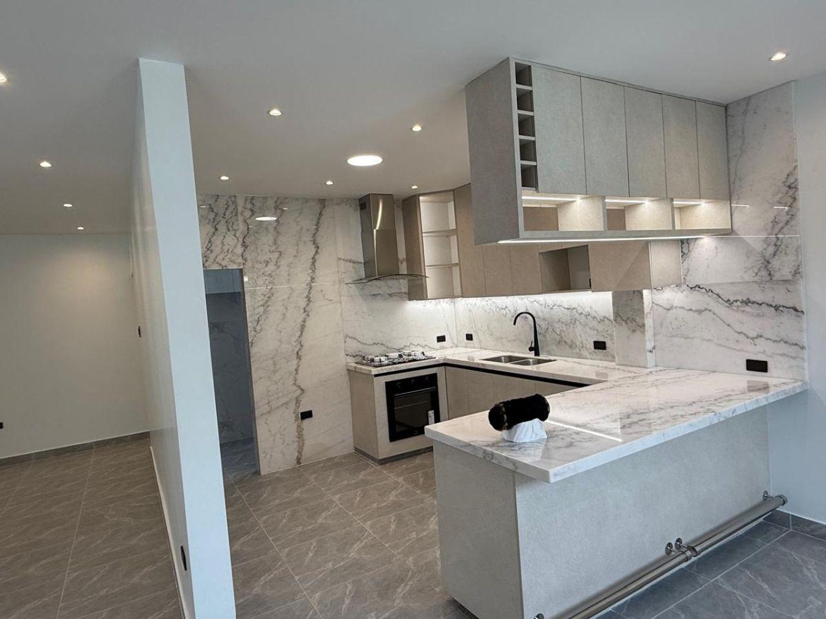 Se Vende Linda Casa Cdla. Alborada Totalmente Remodelada Como Nueva, Guayas — imagen 7