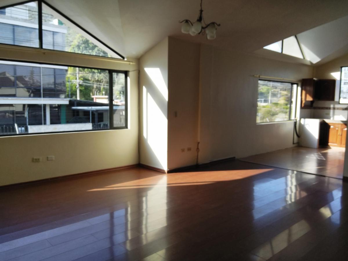 Venta Casa en Pusuqui Cerca Escuela de Policia — imagen 9
