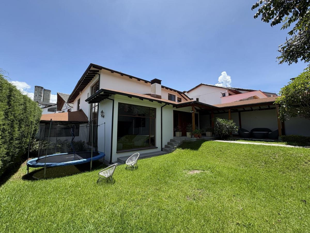 Vendo Casa Independiente Reservorio de Cumbaya Dentro de Urbanización — imagen 10