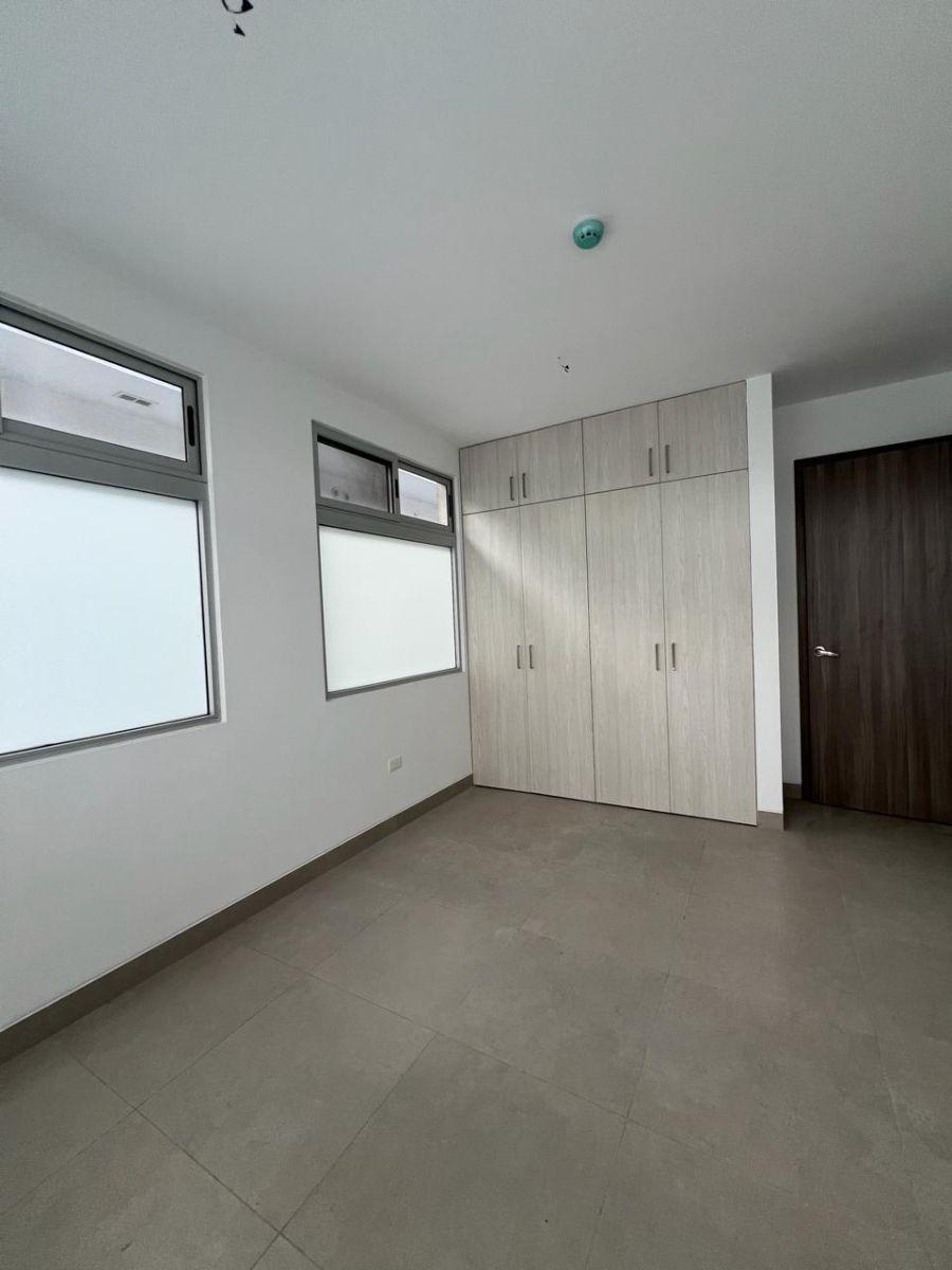 Comodo y Exclusivo Departamento en Venta - Urb. Puerta Al Rio 2.5 Samborondon, Guayas — imagen 10