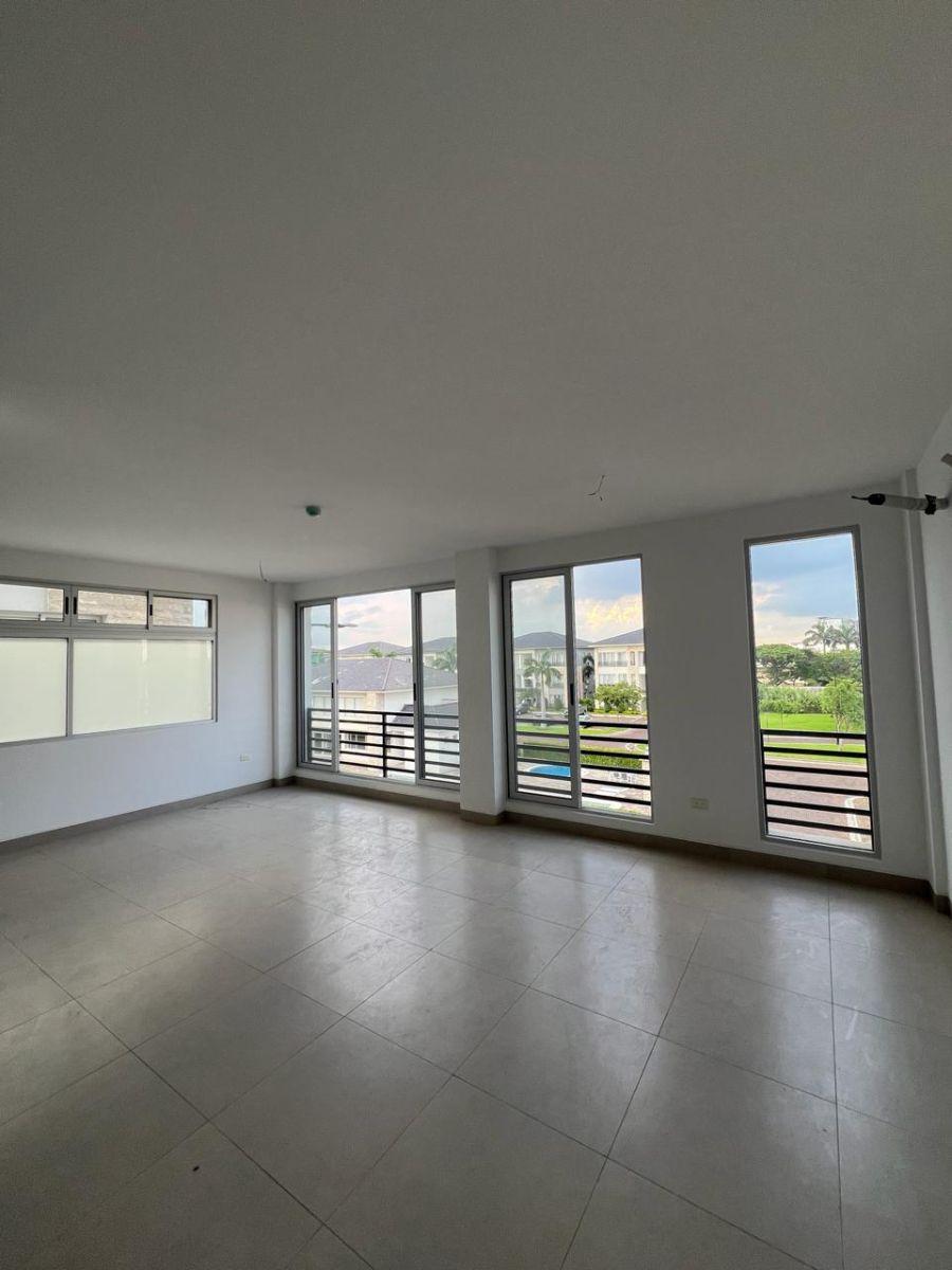Comodo y Exclusivo Departamento en Venta - Urb. Puerta Al Rio 2.5 Samborondon, Guayas — imagen 8