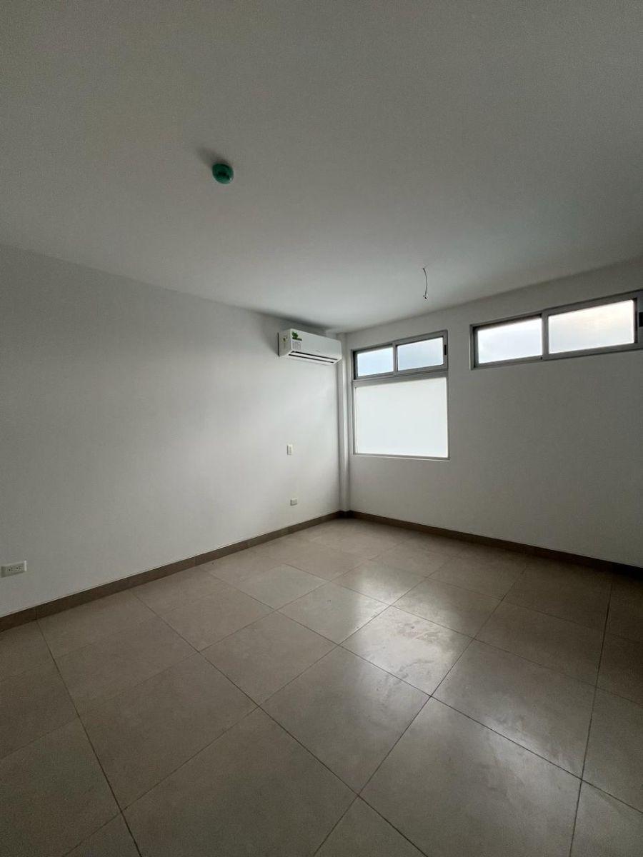 Comodo y Exclusivo Departamento en Venta - Urb. Puerta Al Rio 2.5 Samborondon, Guayas — imagen 6