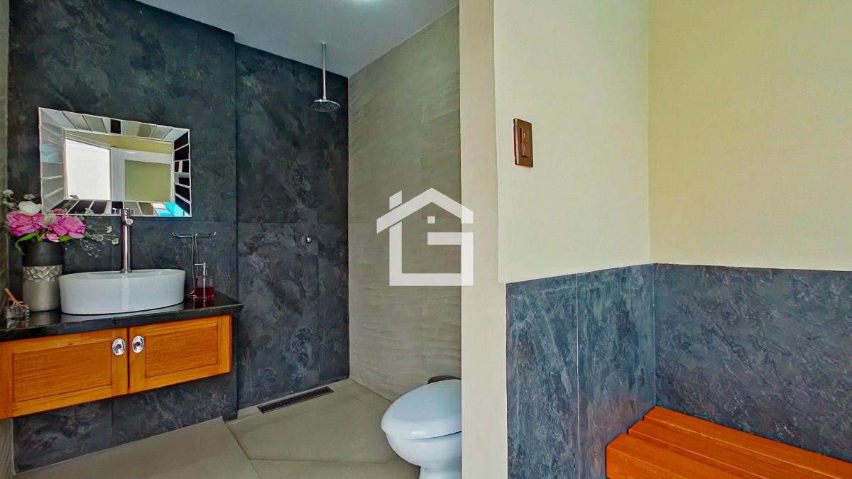 Casa en Venta con Piscina en La Carolina, Machala, El Oro — imagen 4