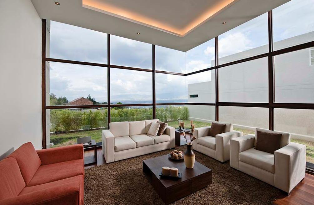 Casa de Venta Miravalle, de Alta Gama en Conjunto Cerrado, Full Seguridad — imagen 7