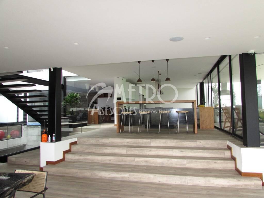 Casa en Venta 823 m² Dentro de La Urbanización El Condado — imagen 5