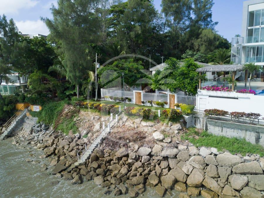 Vendo Espectacular Casa Esquinera Frente Al Mar Sector La Milina en Salinas — imagen 9