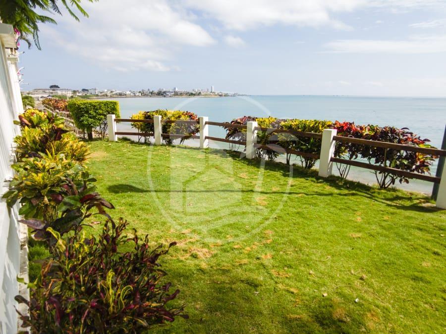 Vendo Espectacular Casa Esquinera Frente Al Mar Sector La Milina en Salinas — imagen 7