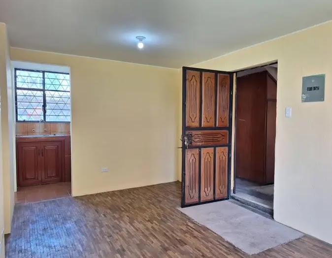 Av Teniente Huigo Ortiz Vende Departamento en Planta Baja 3 Dorm. — imagen 8