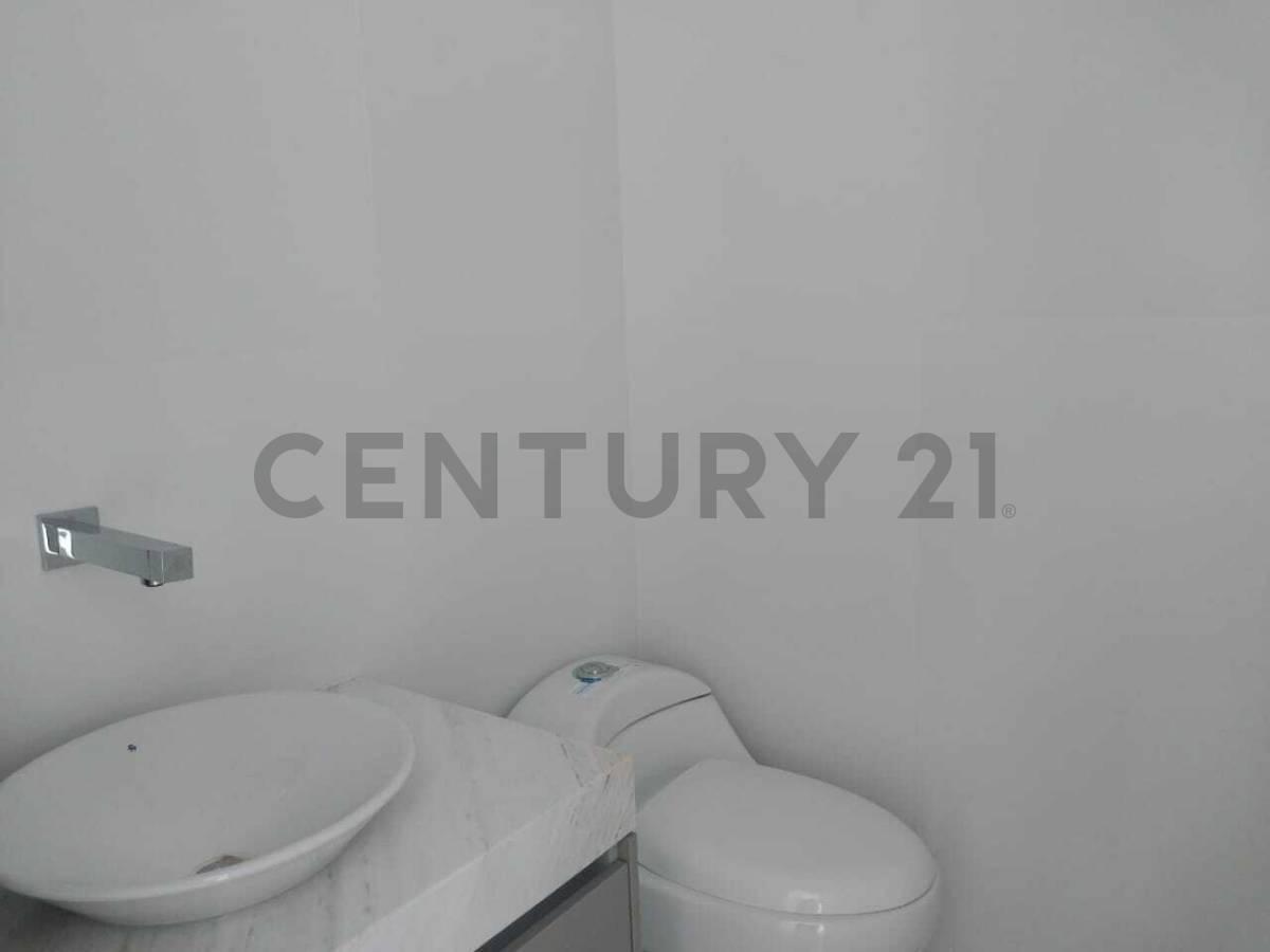 Vendo Penthouse de Estreno 140 m² Torres de La Costa, Km 11 Via a La Costa E. Men, Guayas — imagen 2
