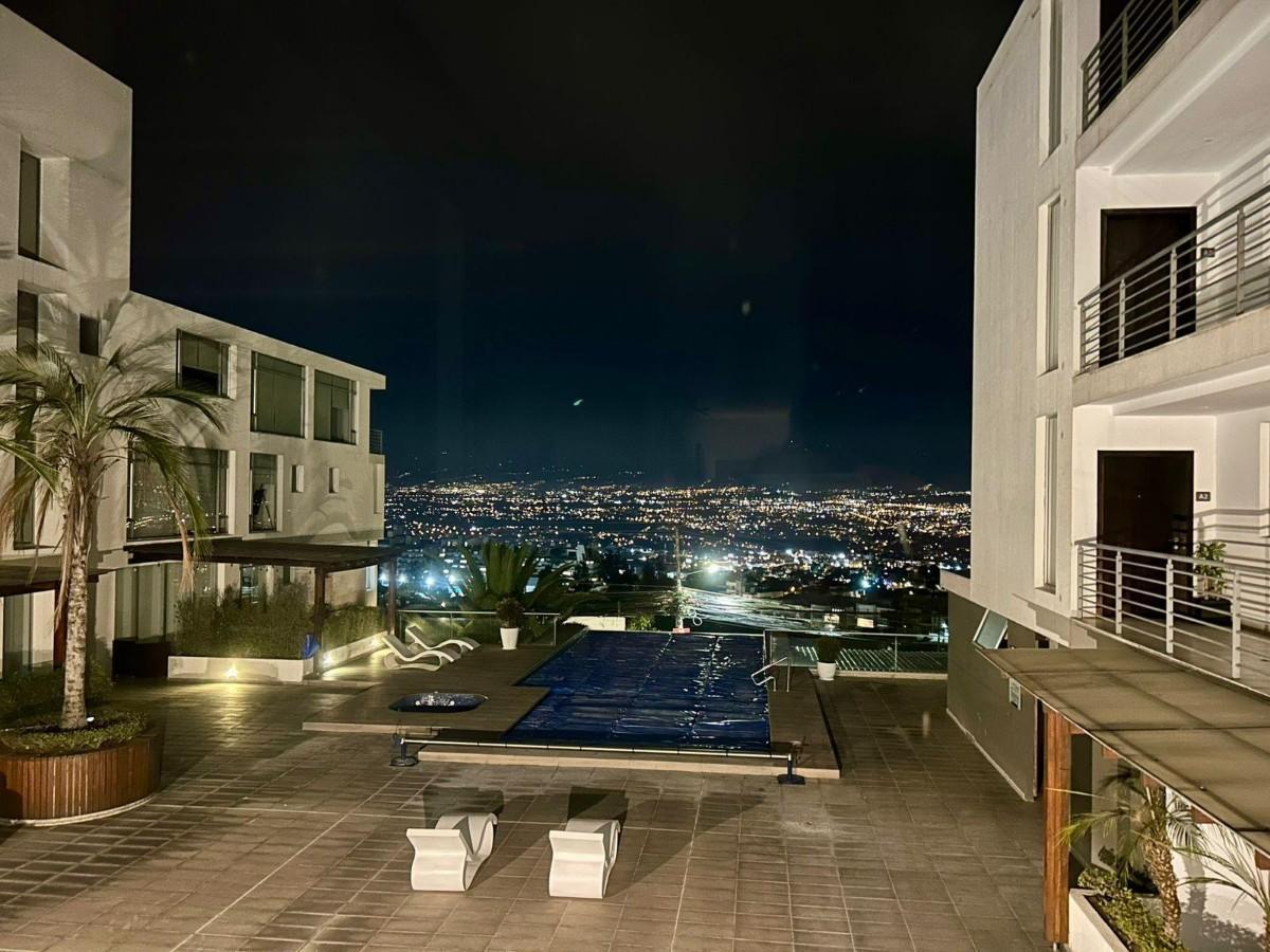 Departamento de 2 Dorm. con Piscina de 197 m² en San Juan. Vista Panorámica a Toda Cumbayá — imagen 10