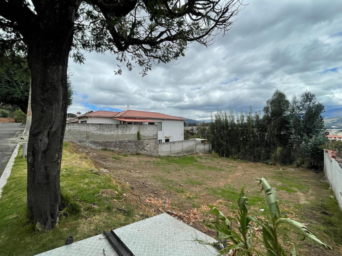 Vendo de Oportunidad Terreno - Club Los Chillos — imagen 8