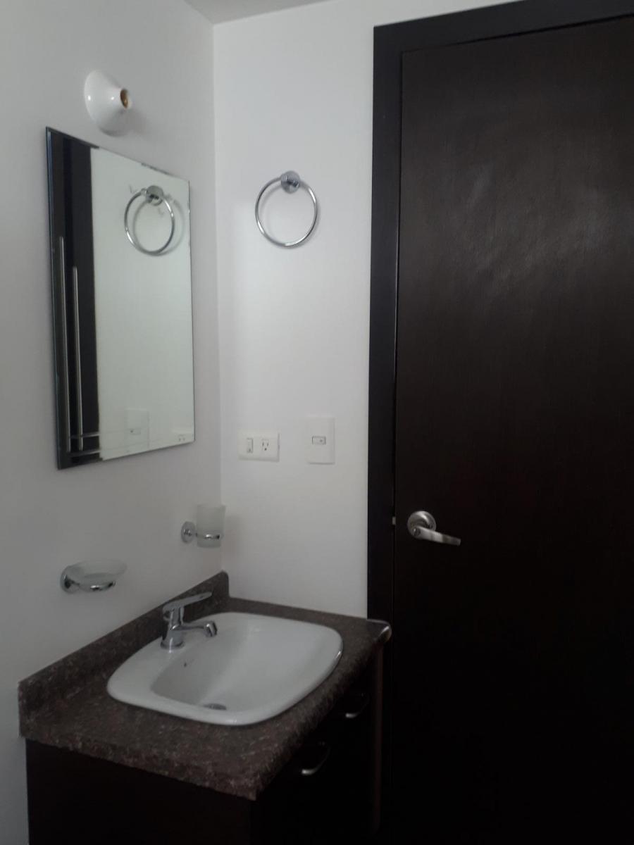 Sector Uide Casa Oportunidad Venta Tres Dorm. — imagen 9