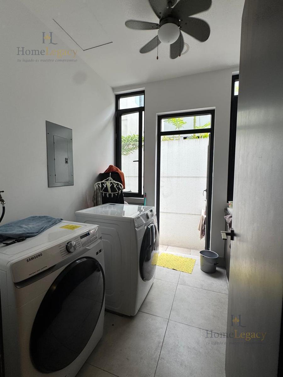 Venta de Casa con Piscina Frente Al Lago en Samborondón – Isla Mocolí Am, Guayas — imagen 6