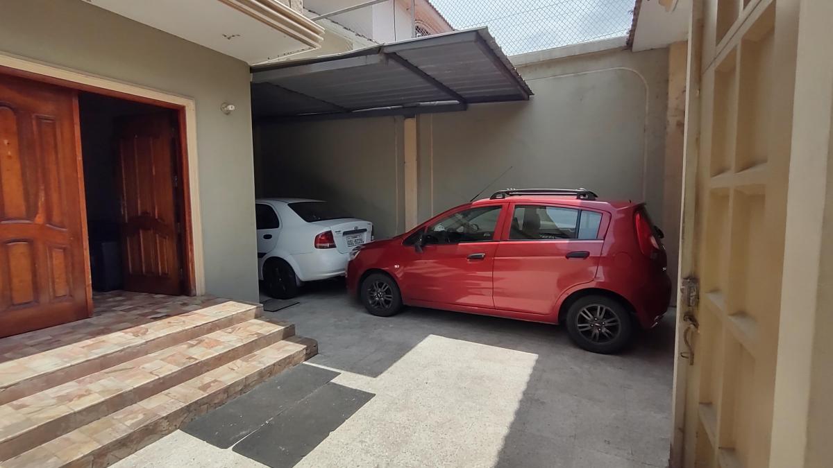 Casa Amplia en Venta con 6 Dorm. - Garzota Norte de Guayaquil, Guayas — imagen 8