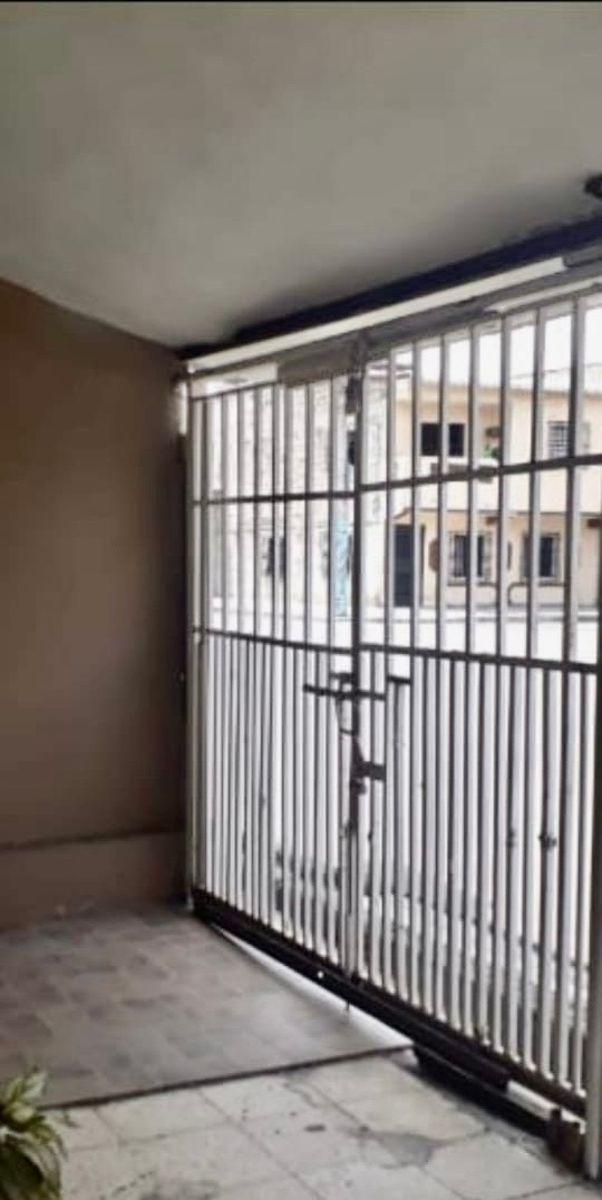Vendo Casa de 2 Plantas en Guerrero Martínez, Guayas — imagen 2