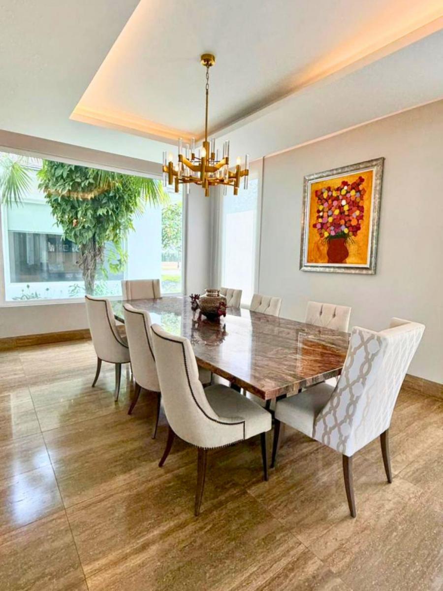 Urb. Aires de Batan Casa Al Lago en Venta, Guayas — imagen 9