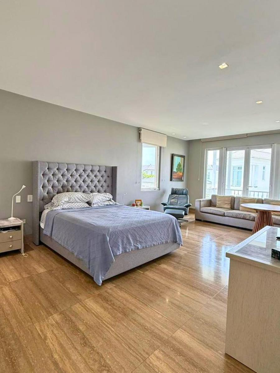 Urb. Aires de Batan Casa Al Lago en Venta, Guayas — imagen 6