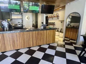 Vendo Cafetería en La Av Rep. del Salvador (Centro Norte Quito) — imagen 2