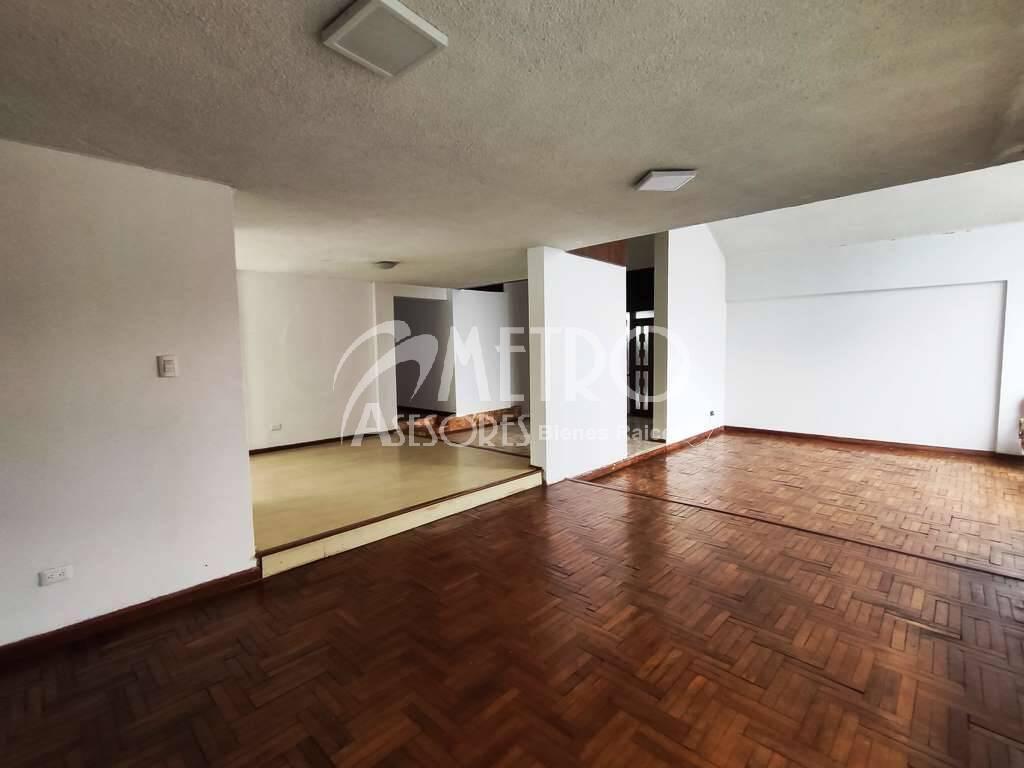 Casa Rentera en Venta 764 m² en La Jipijapa — imagen 9
