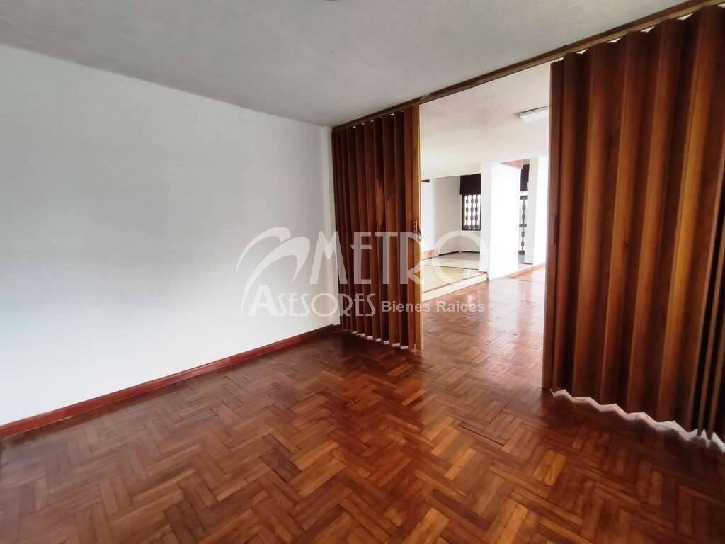 Casa Rentera en Venta 764 m² en La Jipijapa — imagen 6