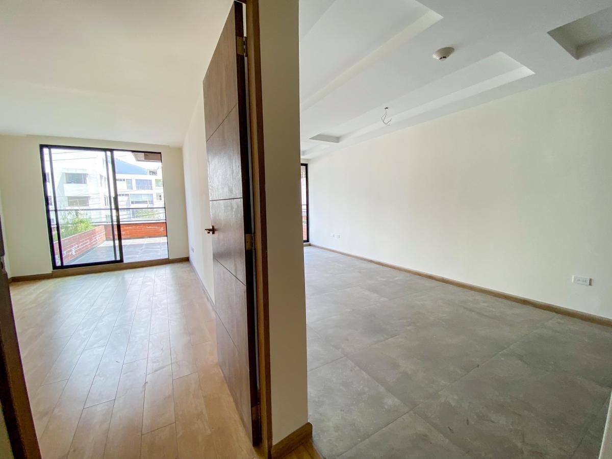 Suite en Venta La Carolina La Paz Tunel Guayasamin con Terraza — imagen 6
