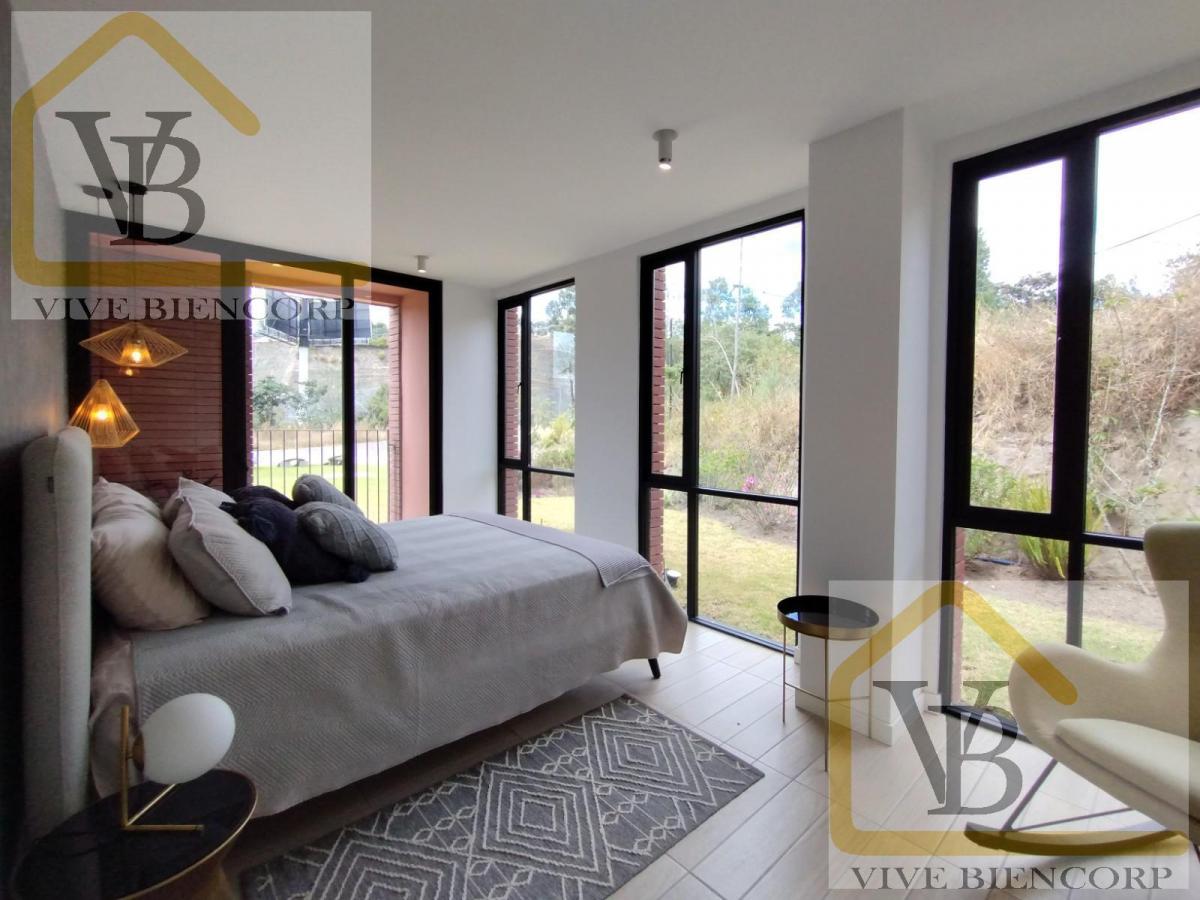Venta Departamento con Vista 2 Dorm. y Balcón - Cumbayá — imagen 8